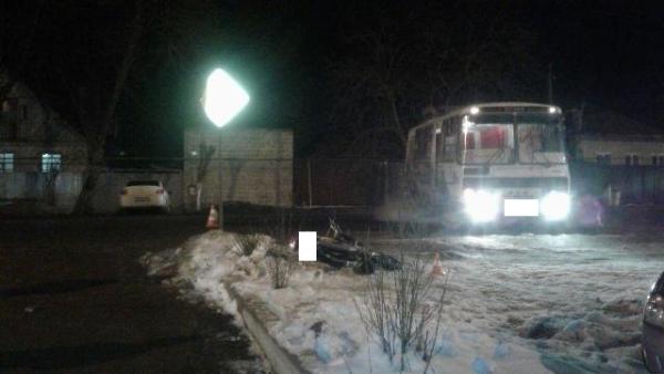 Юный байкер без прав протаранил пассажирский автобус в Пятигорске